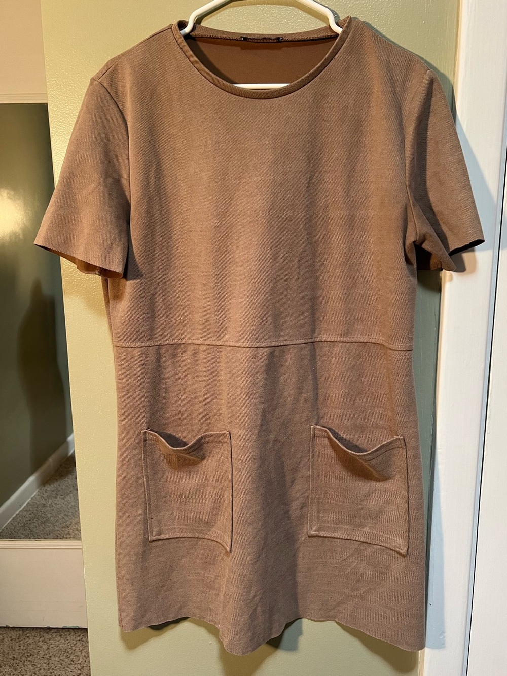 Zara Women’s Size Large Short Sleeve Shift Dress Tan Brown Sweatshirt Crewneck - Picture 2 of 10